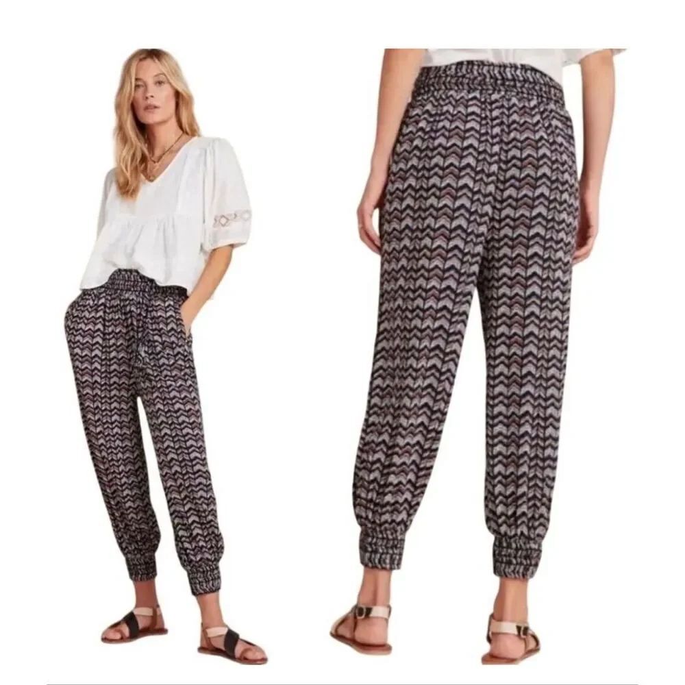 Anthropologie Aniya Pull-On Balloon Joggers in a chevron pattern size S